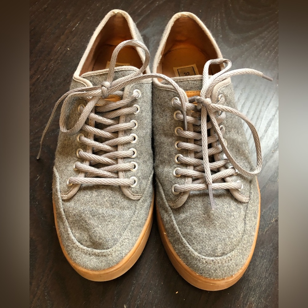 Supremebeing shoes men’s size 8 grey
